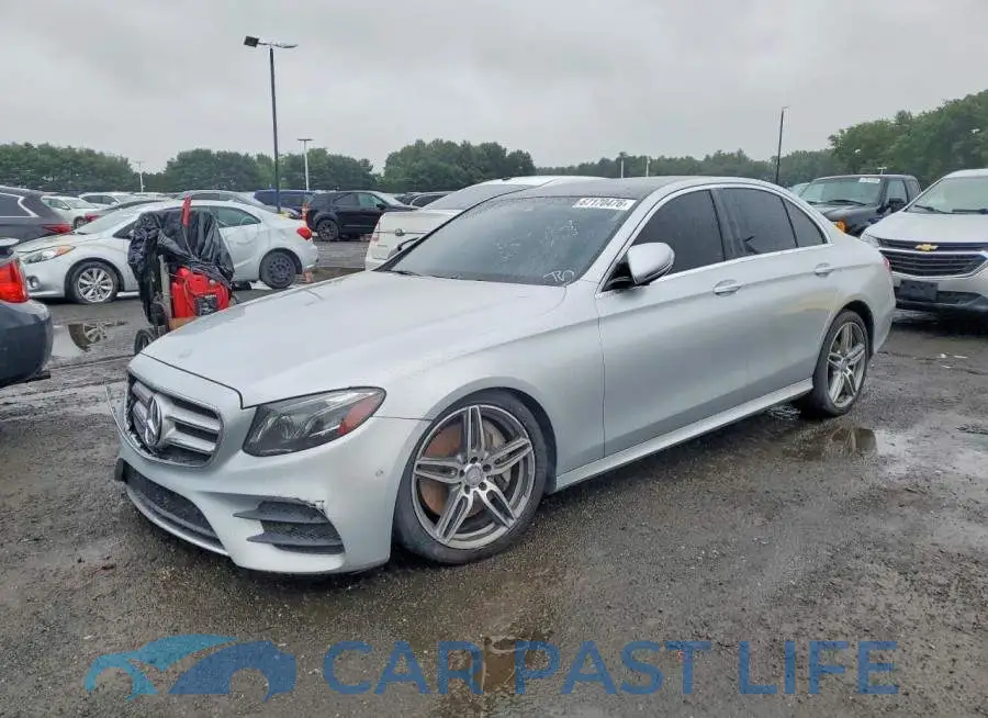 WDDZF4JB6HA038230# 1