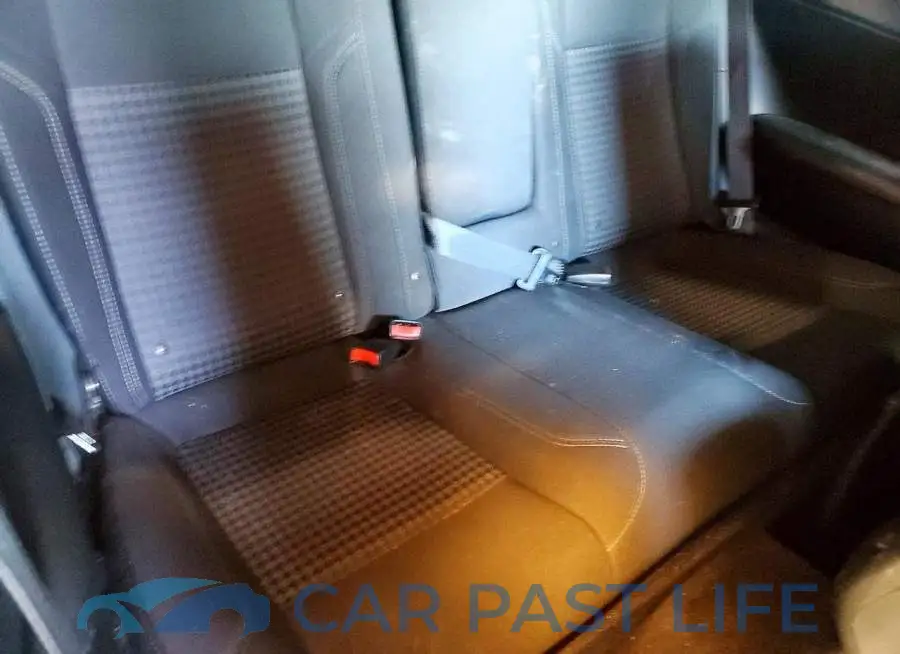 2C3CDZBT6JH208544# 10