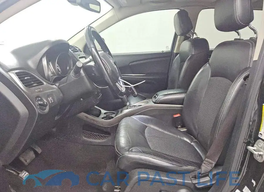 3C4PDCGB7LT212770# 7