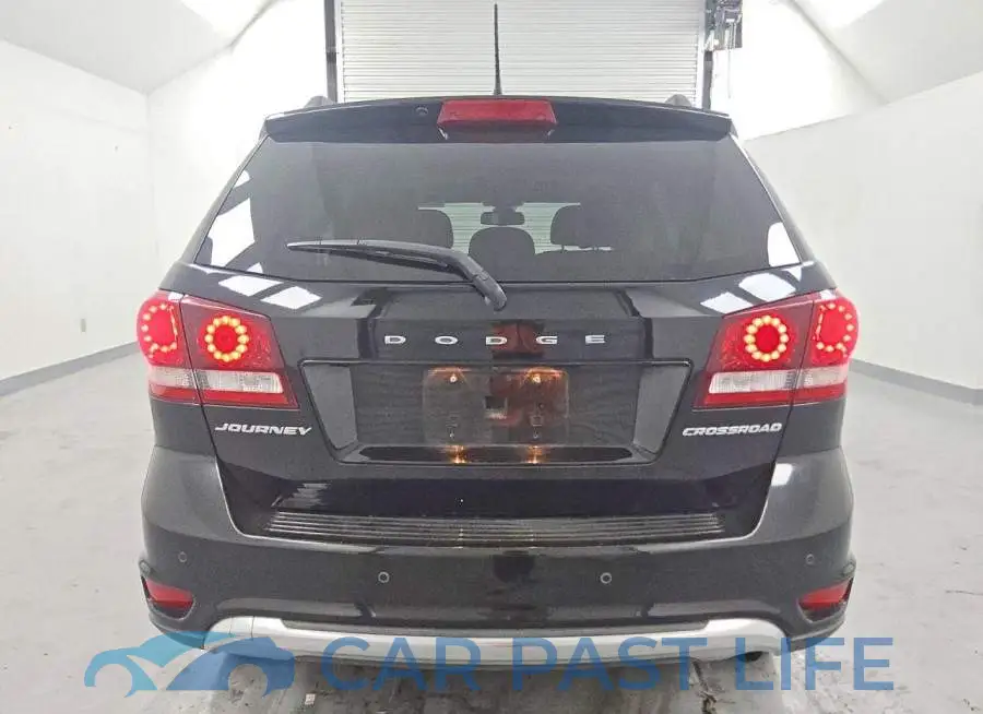 3C4PDCGB7LT212770# 6