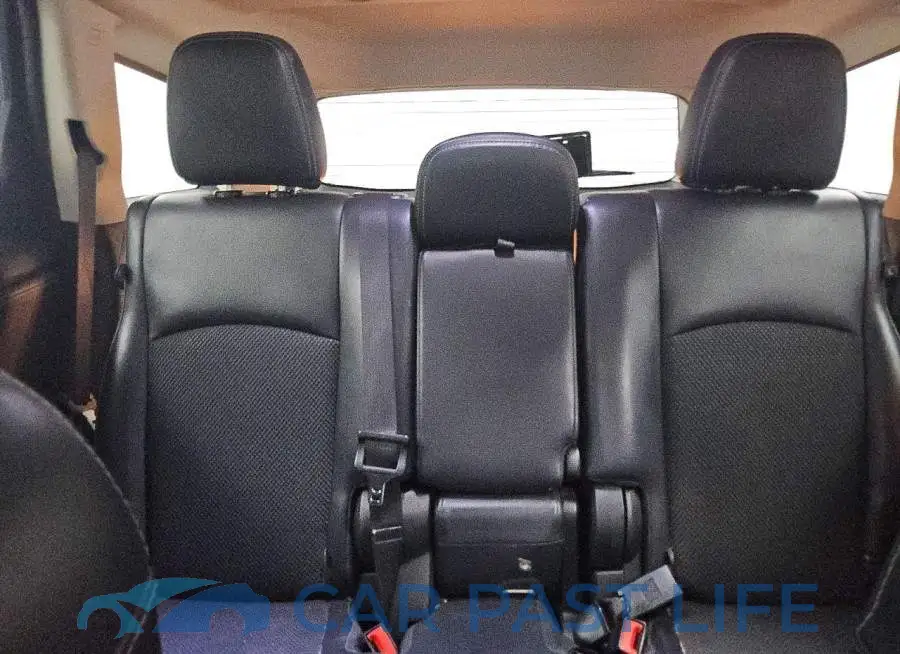 3C4PDCGB7LT212770# 10