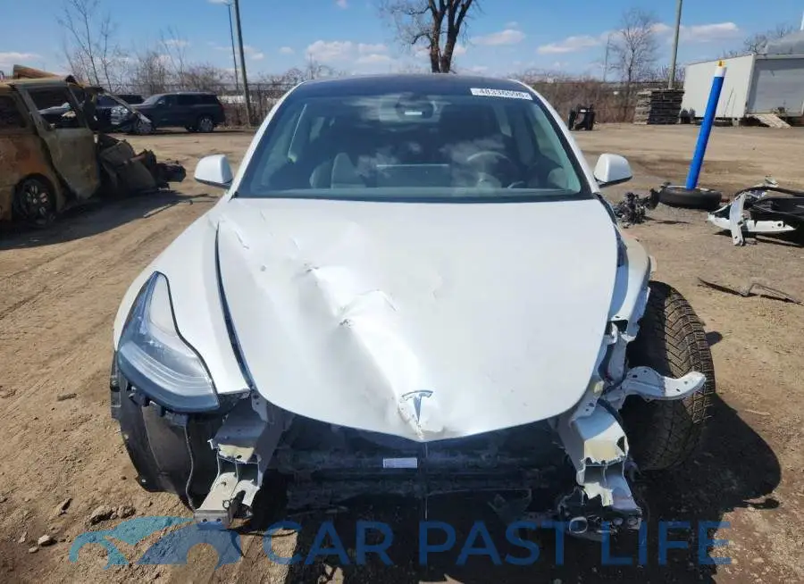 5YJ3E1EA9MF852621# 5