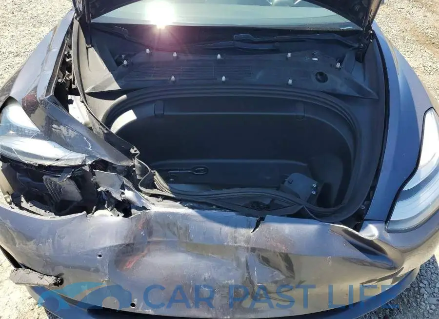 5YJ3E1EB6JF144637# 11
