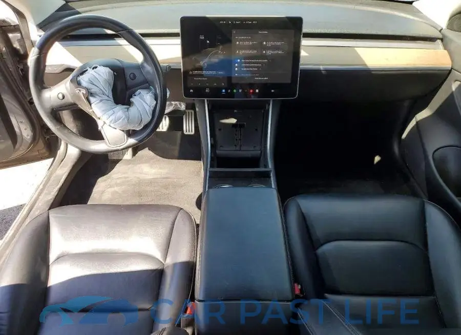 5YJ3E1EB7JF151418# 8