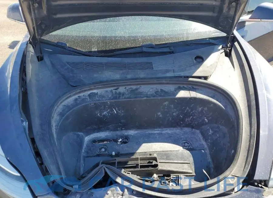 5YJ3E1EB7JF151418# 11