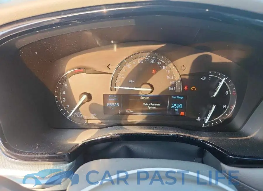 1GYKNCRS8JZ162269# 9