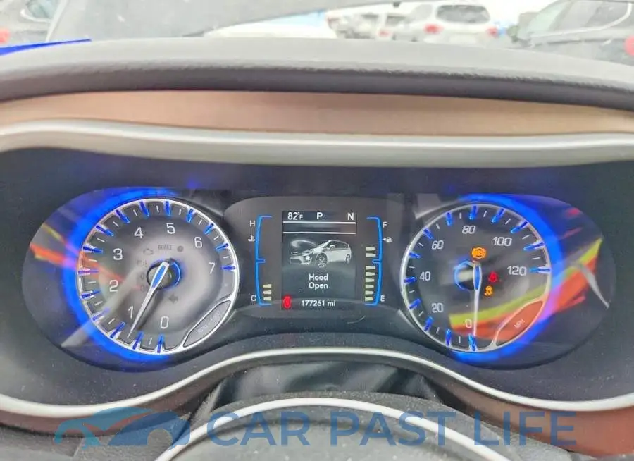 2C4RC1BG4HR503739# 9
