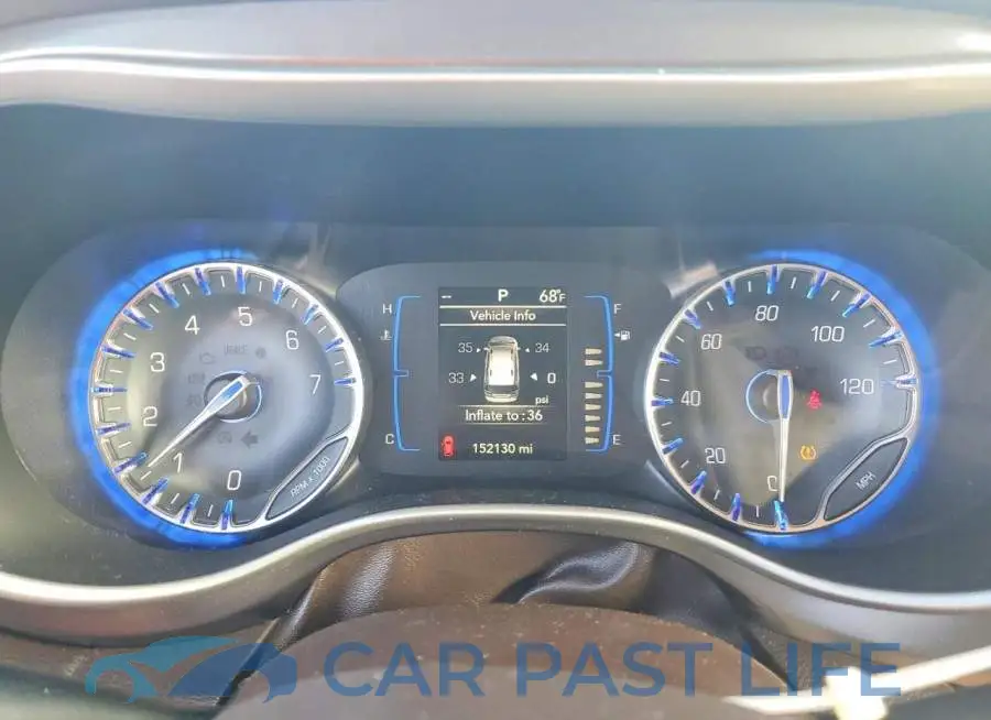 2C4RC1BG4JR113813# 9