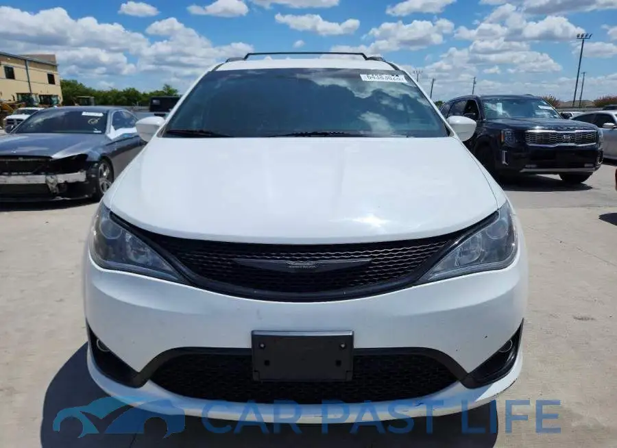 2C4RC1BG4JR228069# 5
