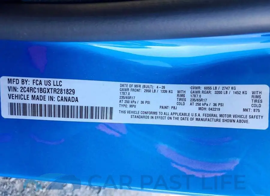 2C4RC1BGXTR281829# 13