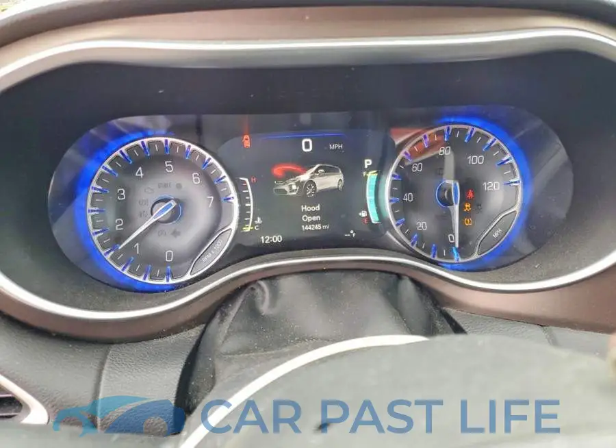 2C4RC1EG1HR634560# 9