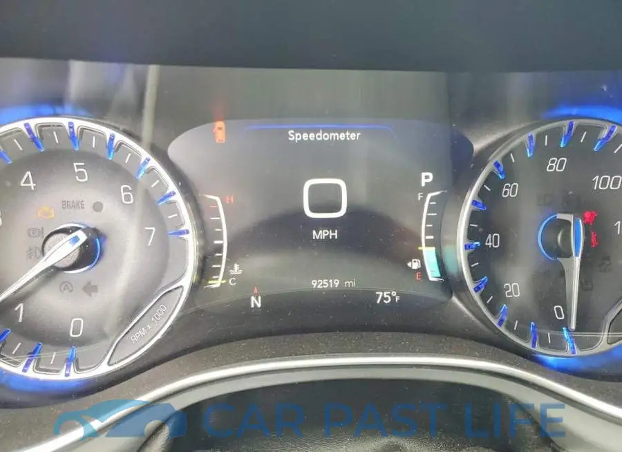 2C4RC1EG2JR351722# 9
