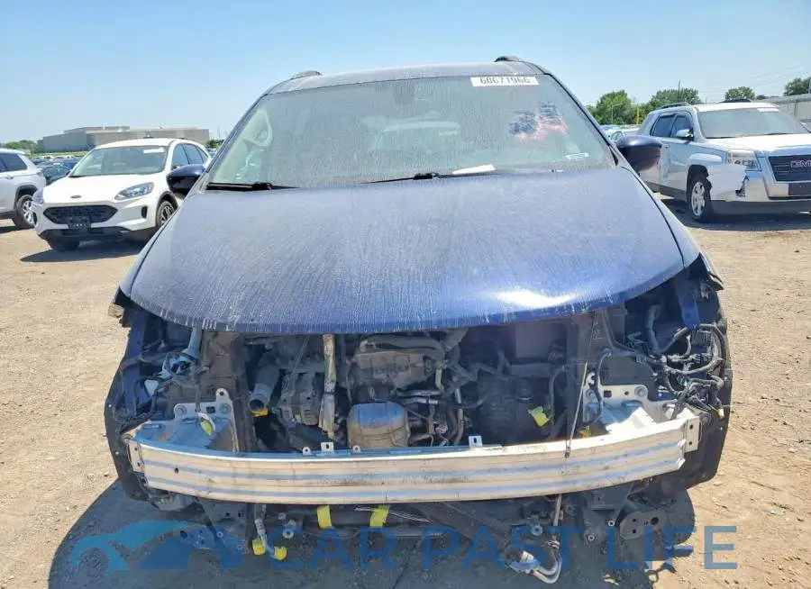 2C4RC1EGXHR514546# 5