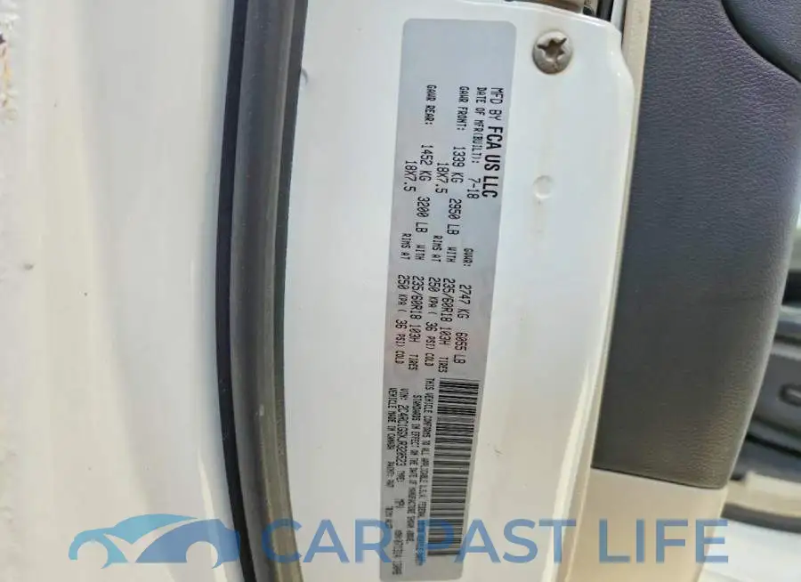 2C4RC1GGXJR320523# 13
