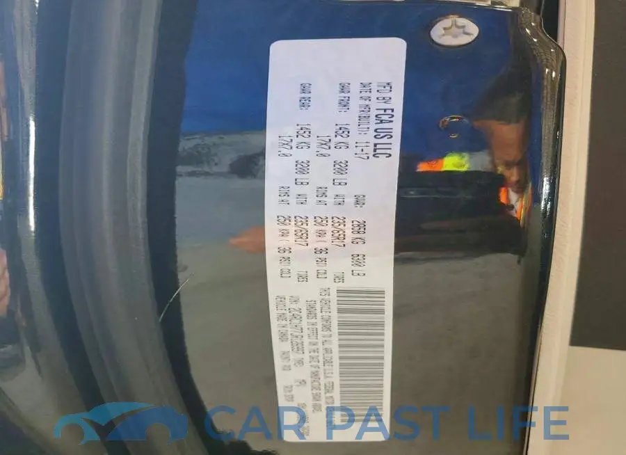 2C4RC1H77JR126997# 13