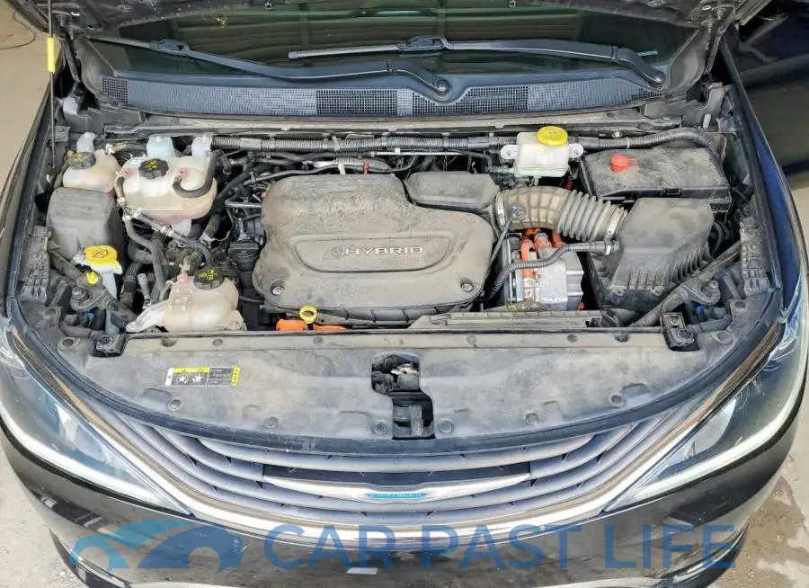 2C4RC1H77JR126997# 12