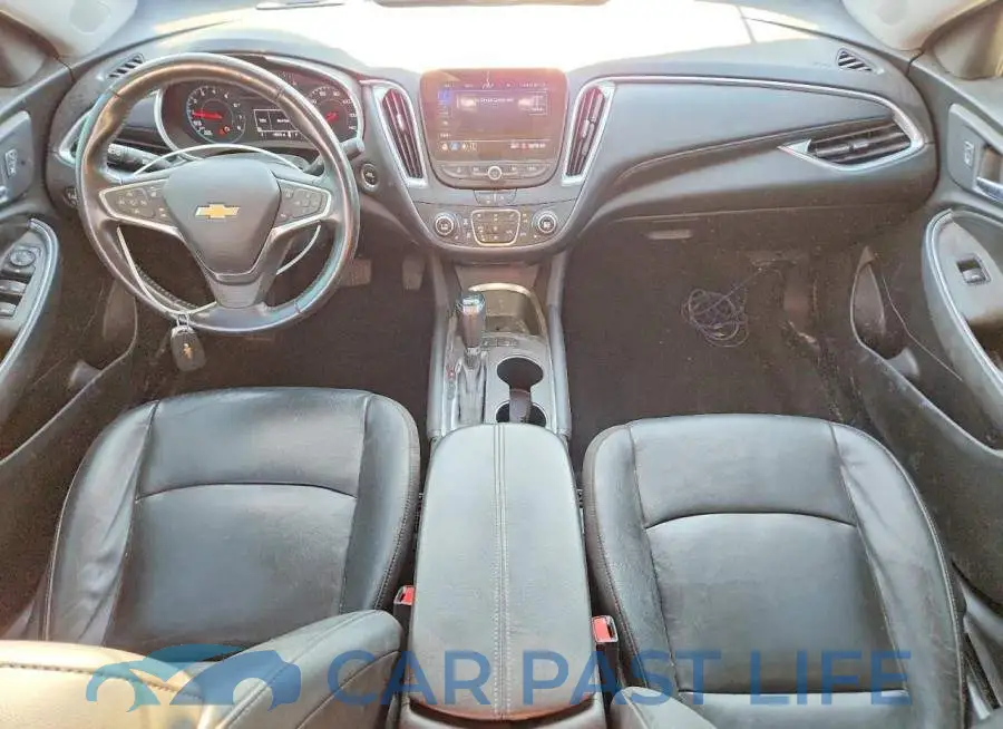 1G1ZD5ST4LF155712# 8