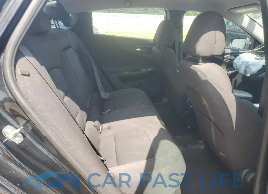 1G1ZD5ST6NF156265# 10
