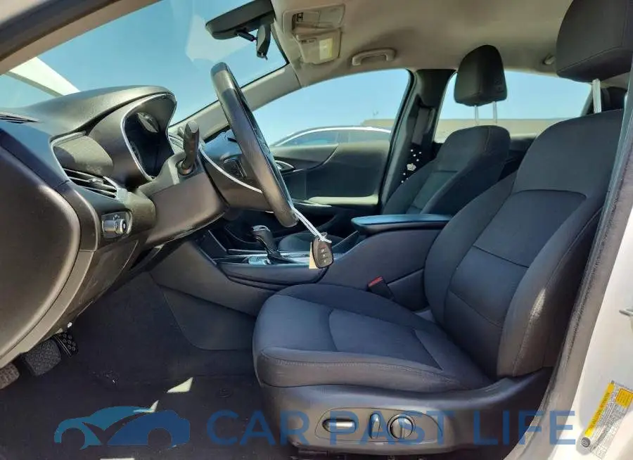 1G1ZD5ST7JF150100# 7