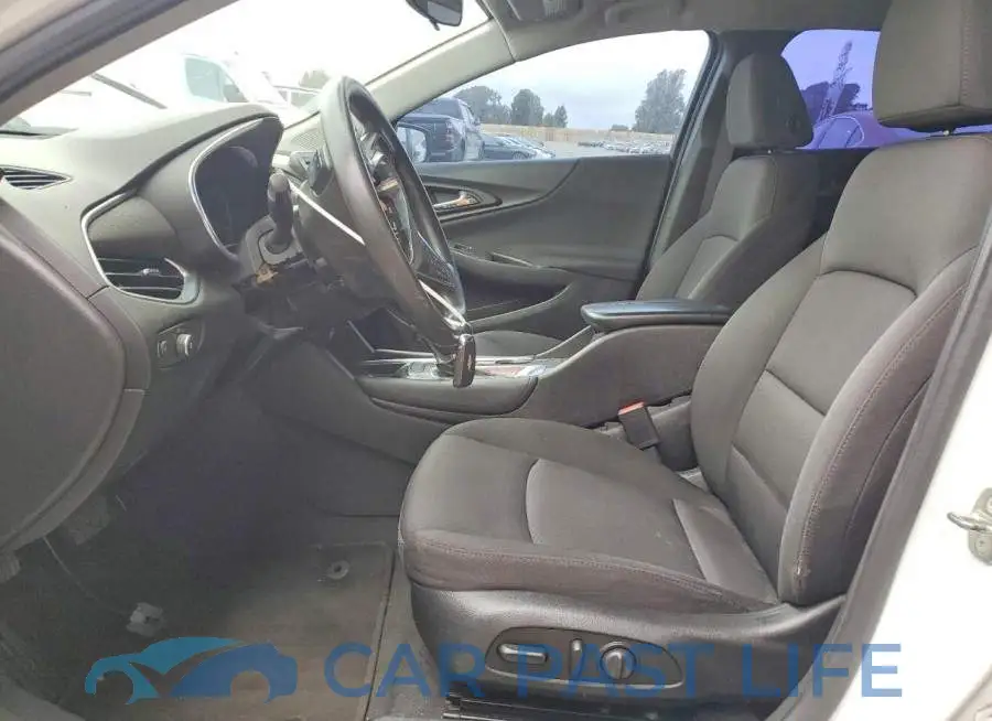 1G1ZD5ST9JF129703# 7