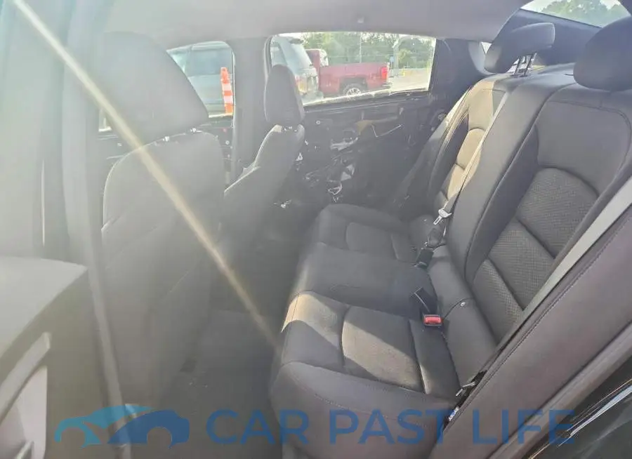 1G1ZG5ST7PF204740# 10