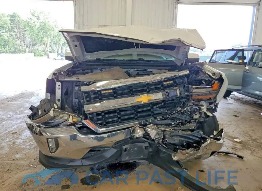1GCVKREC6JZ115657# 5