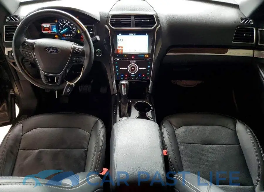 1FM5K8F83JGA82385# 8