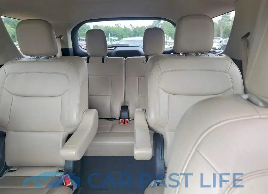 1FMSK7DH0LGB63704# 10