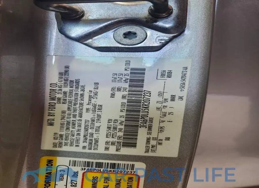 3FA6P0LU5KR207237# 12