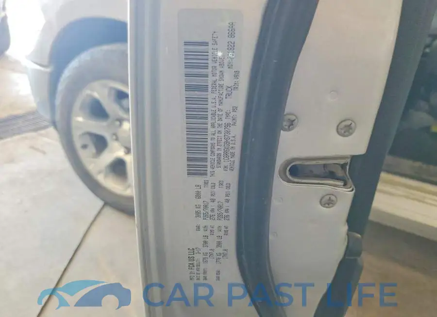 1C6RR6KG9HS730796# 12