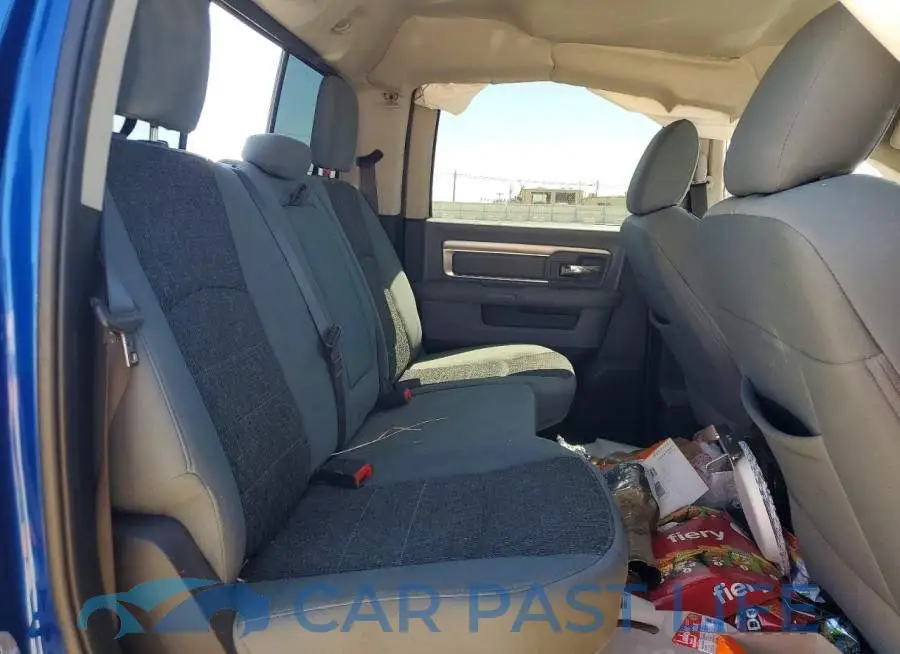 1C6RR7LT2KS506049# 10