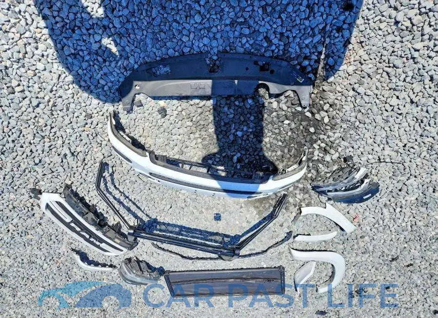1C6SRFFT1MN735475# 12