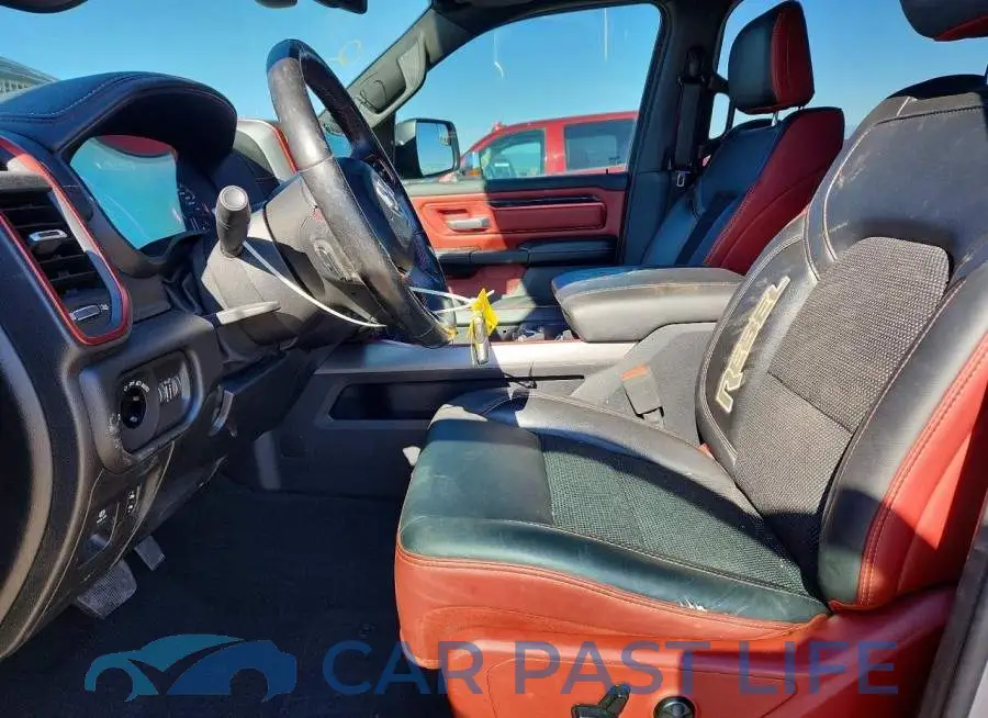 1C6SRFLT5KN730748# 7