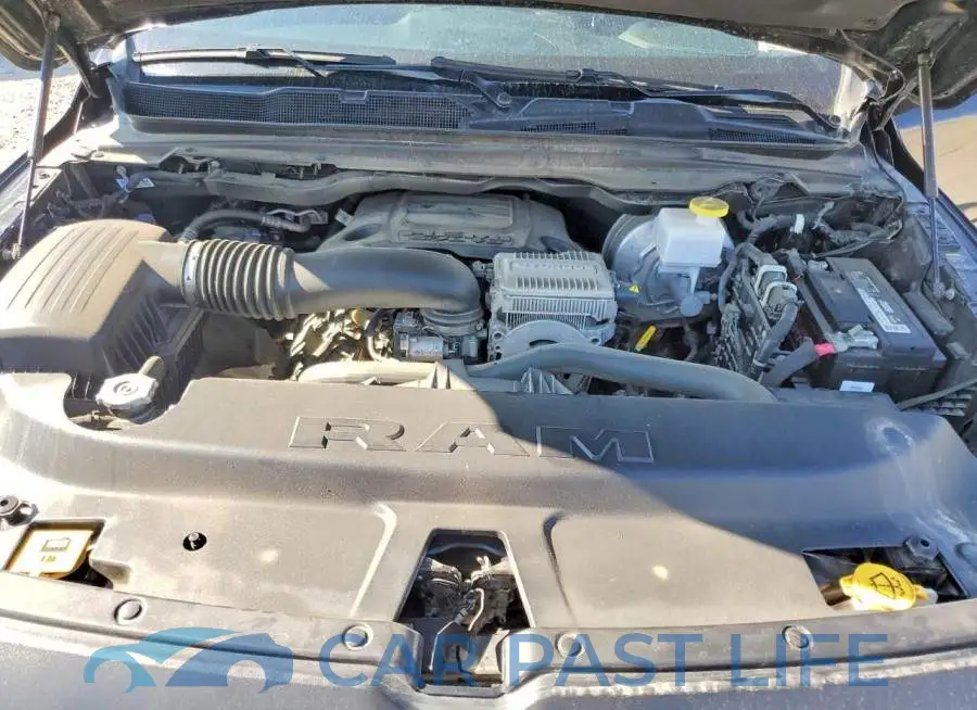 1C6SRFLT8PN704099# 11