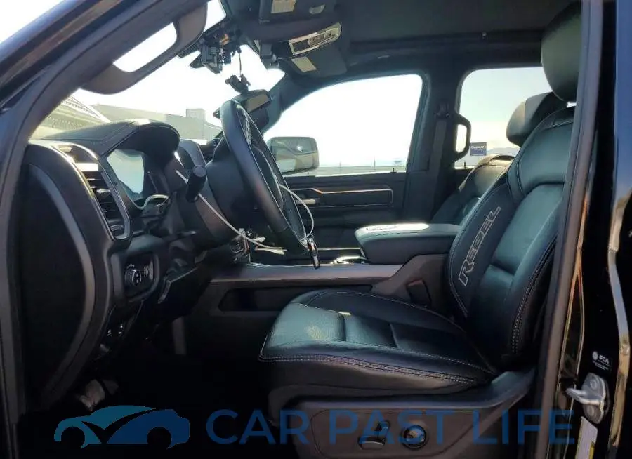 1C6SRFLT8PN704099# 7