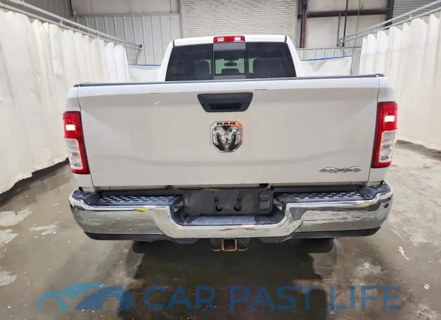 3C6UR5CJ2LG193624# 6