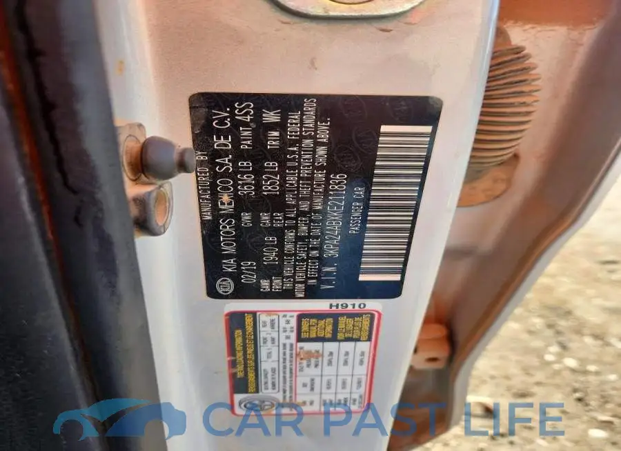 3KPA24ABXKE211836# 12