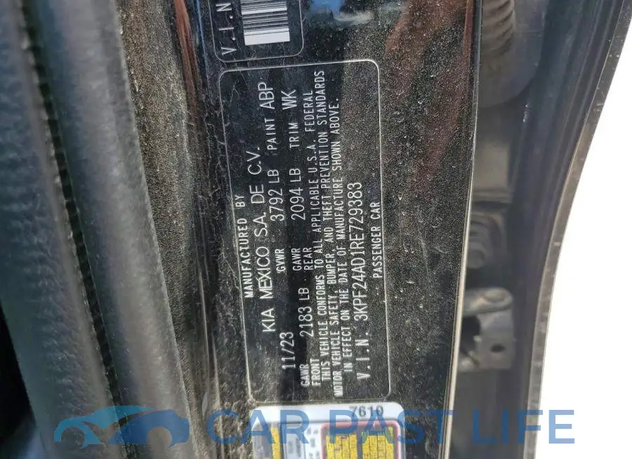 3KPF24AD1RE729383# 12