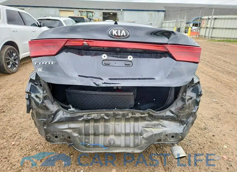 3KPF24AD3LE218569# 6