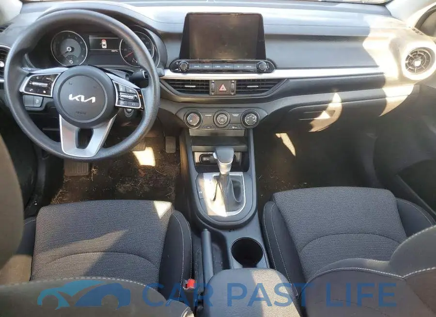 3KPF24AD6PE624464# 8