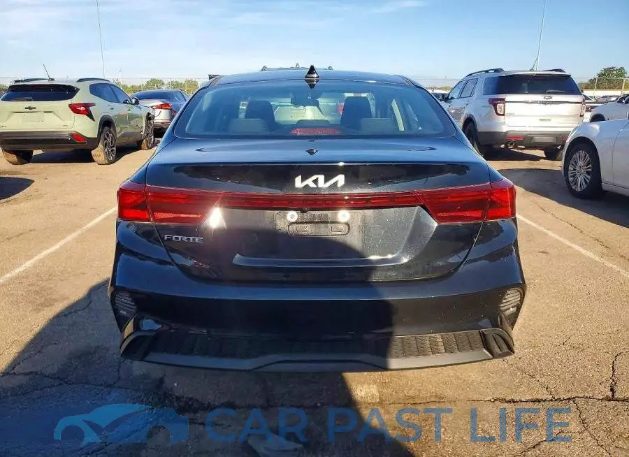 3KPF24AD6PE624464# 6
