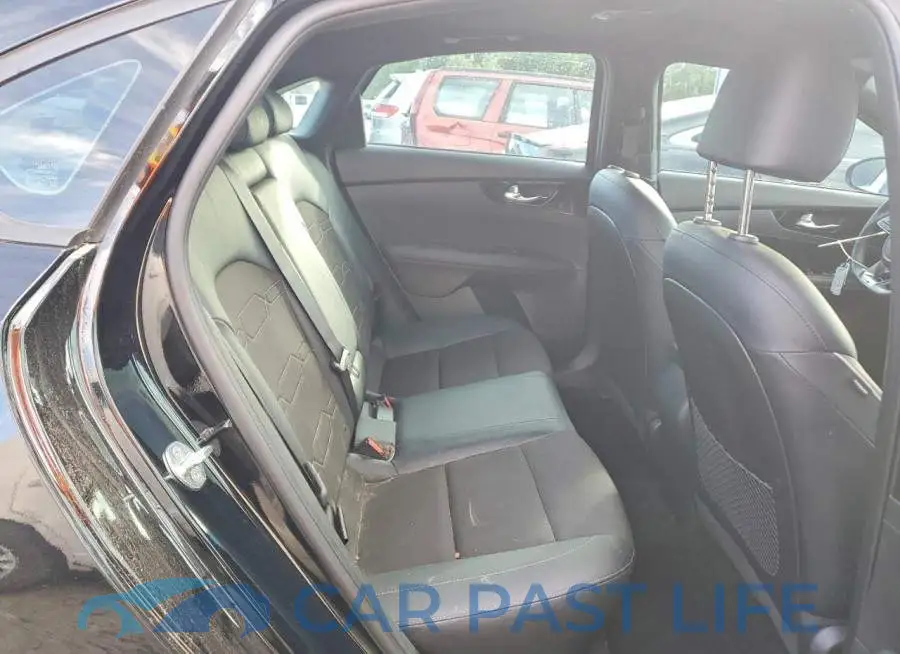3KPF54AD8PE558071# 10