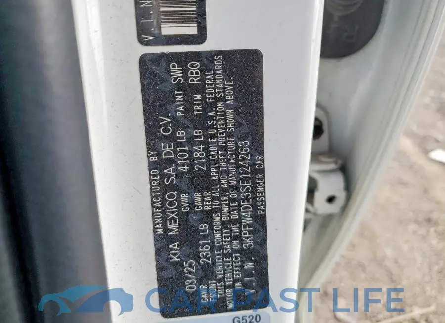 3KPFW4DE3SE124263# 12