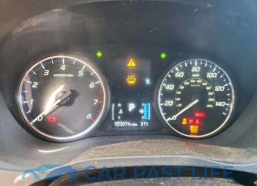 JA4AD2A38JZ062198# 9