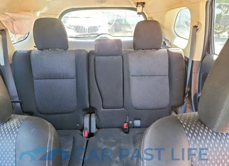 JA4AD2A38JZ062198# 10