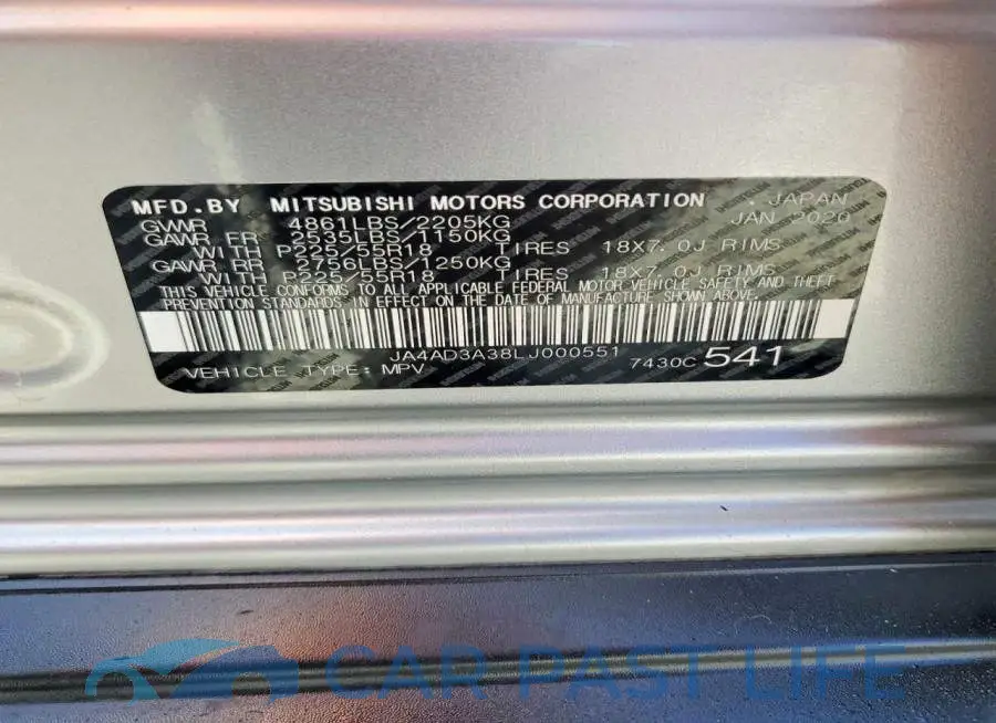 JA4AD3A38LJ000551# 12