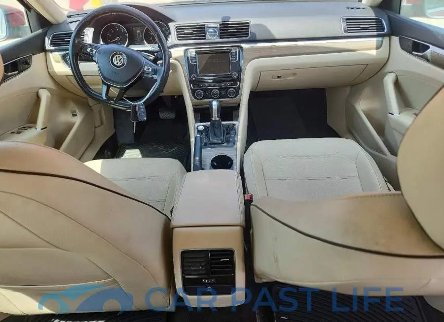 1VWBT7A37HC029956# 8