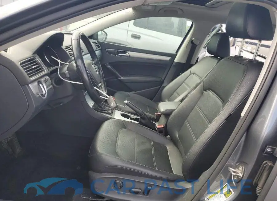 1VWLA7A3XKC003501# 7