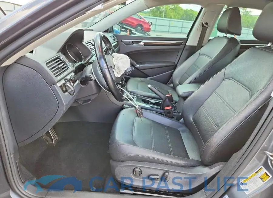1VWMA7A37KC012287# 7