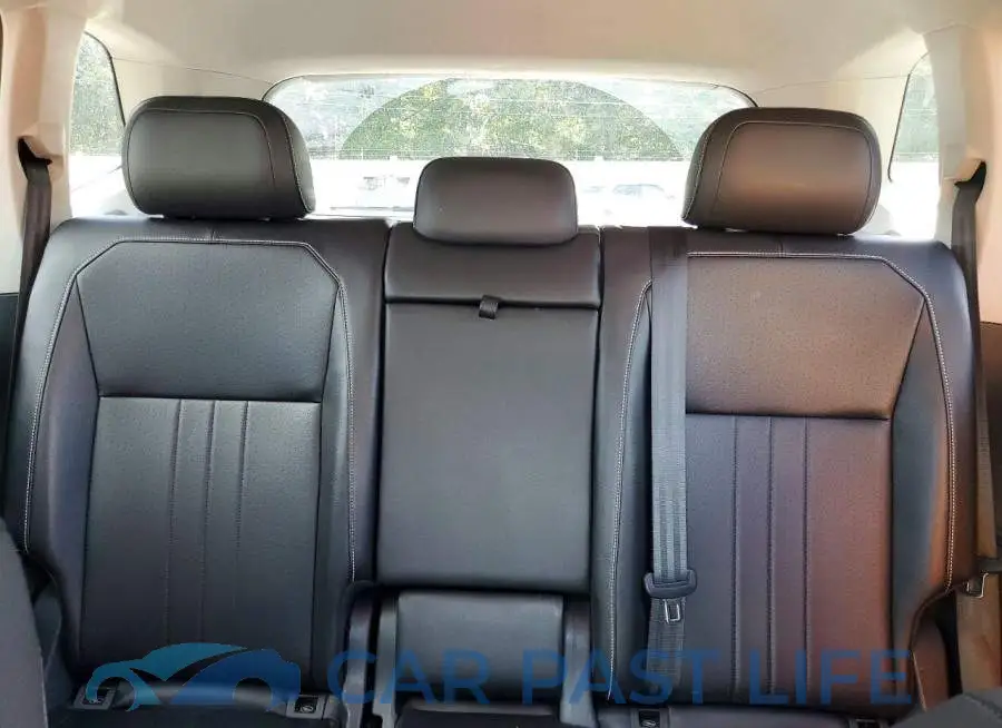 3VV2B7AX8RM075788# 10